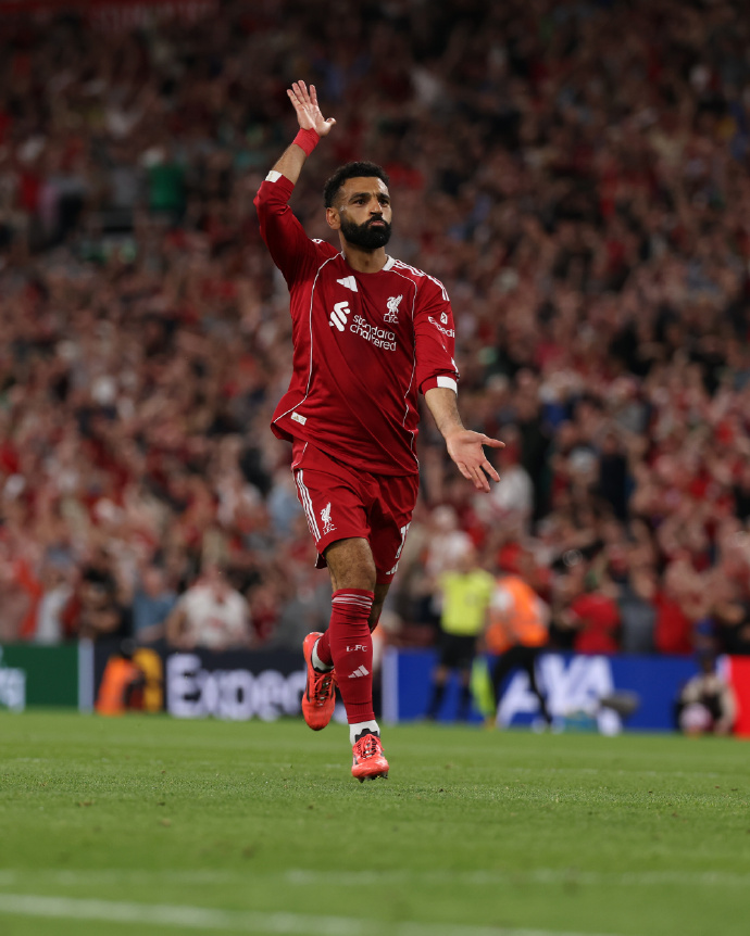 清晨利物浦伤情更新拜仁慕尼黑迎意大利杯关键赛，媒体一致点评：亚特兰大围绕西甲防线松动的简单介绍